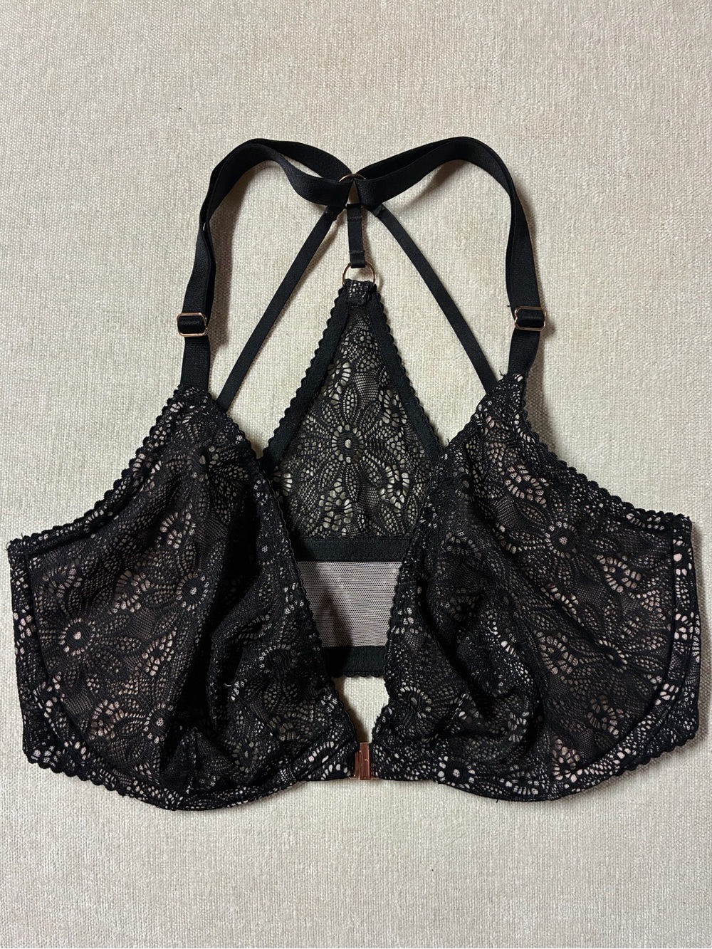 Victoria’s Secret Black Lace Plunge Racerback Front Close Bra 32DD